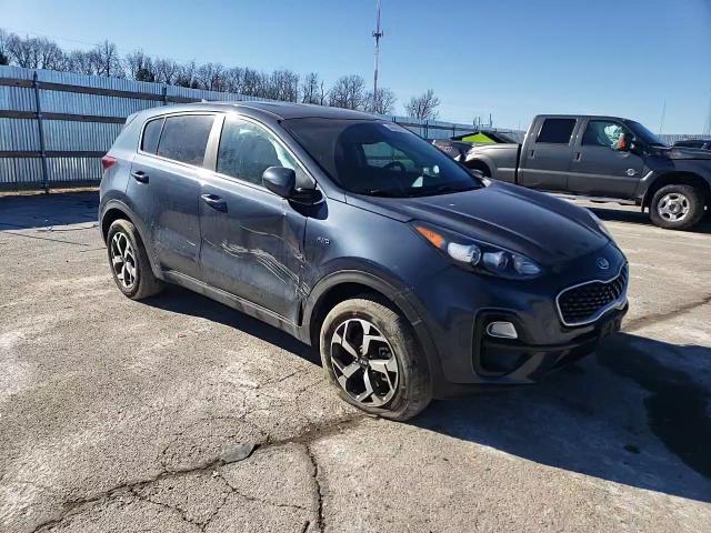 2022 Kia Sportage - Image 11