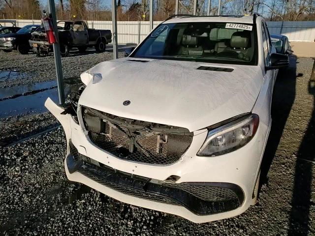 2017 Mercedes-Benz GLE - Image 10
