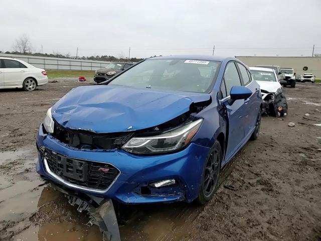 2018 Chevrolet Cruze - Image 11