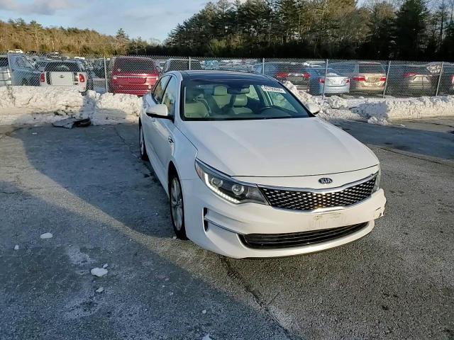 2016 Kia Optima - Image 10
