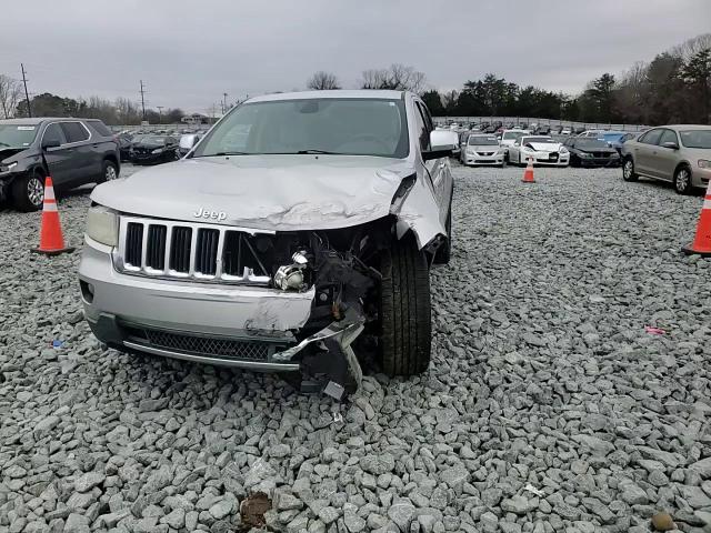 2012 Jeep Grand Cherokee - Image 12