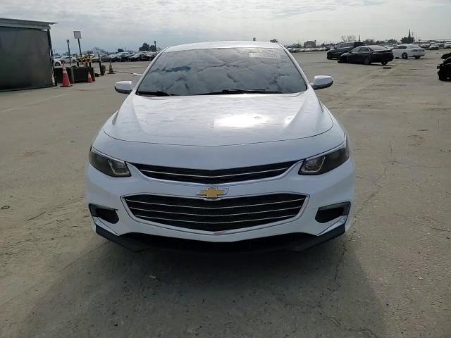 2018 Chevrolet Malibu - Image 11