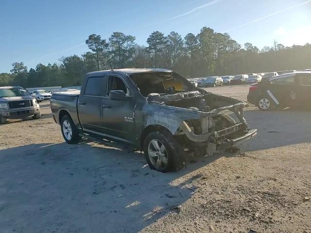2015 RAM 1500 - Image 10