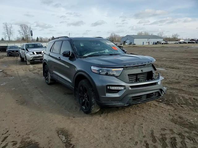 2023 Ford Explorer - Image 12