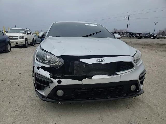 2019 Kia Forte - Image 11