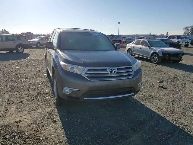 2012 Toyota Highlander - Image 12