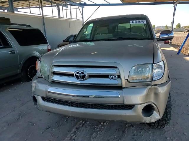 2004 Toyota Tundra - Image 11