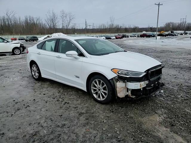 2017 Ford Fusion - Image 14
