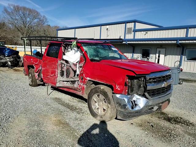2018 Chevrolet Silverado - Image 11