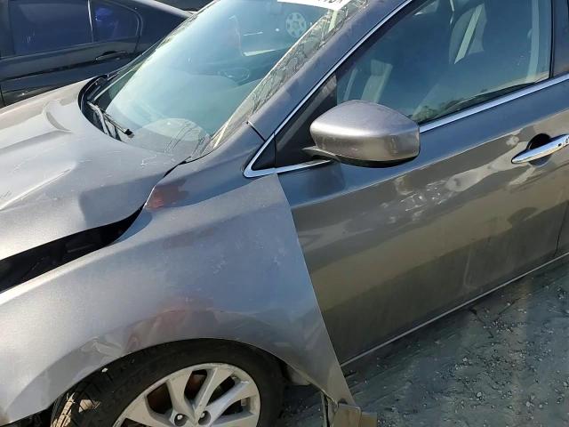 2019 Nissan Sentra - Image 11