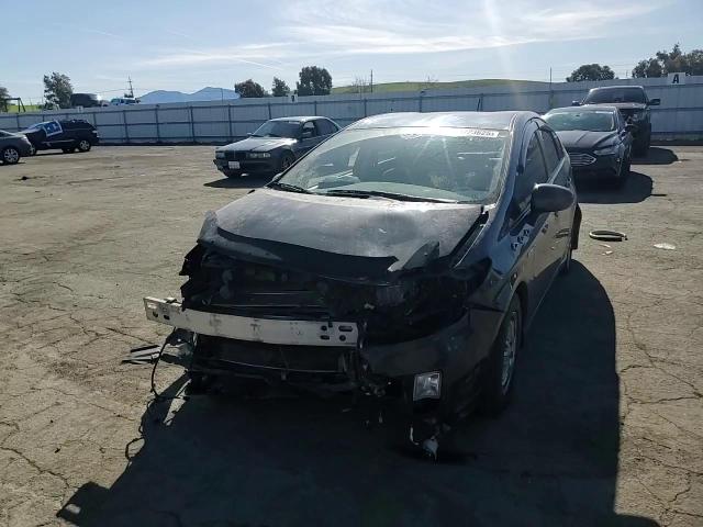 2010 Toyota Prius - Image 11