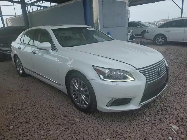 2015 Lexus LS - Image 11