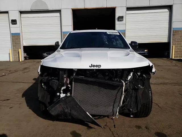 2020 Jeep Grand Cherokee - Image 15