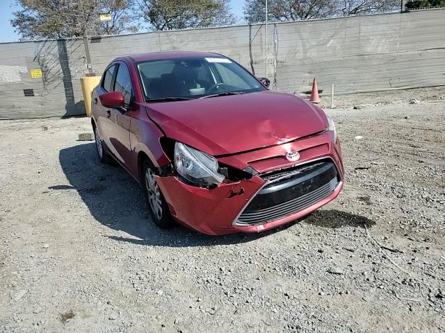 2017 Toyota Yaris - Image 10