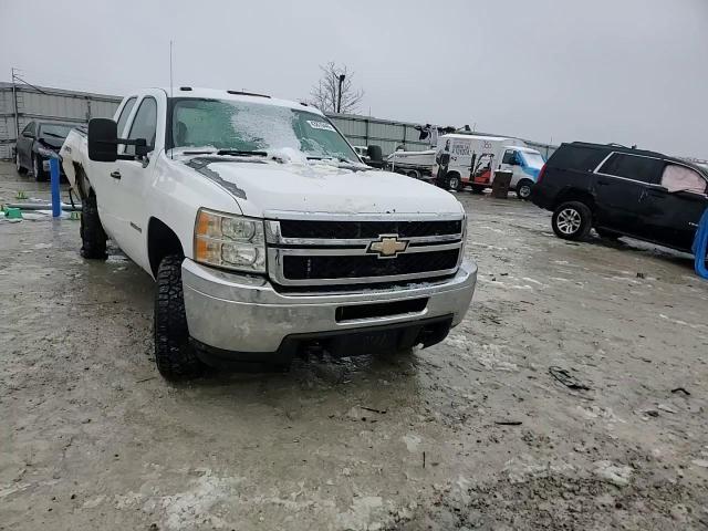 2011 Chevrolet Silverado - Image 10