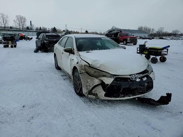 2015 Toyota Camry - Image 11
