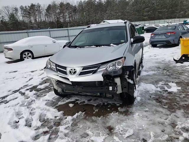 2015 Toyota RAV 4 - Image 11
