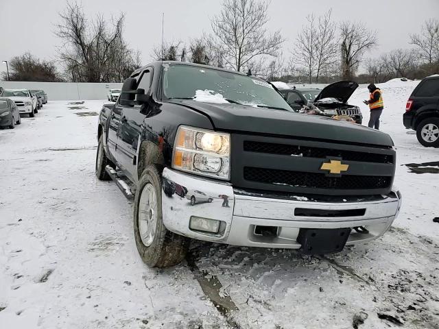 2012 Chevrolet Silverado - Image 11