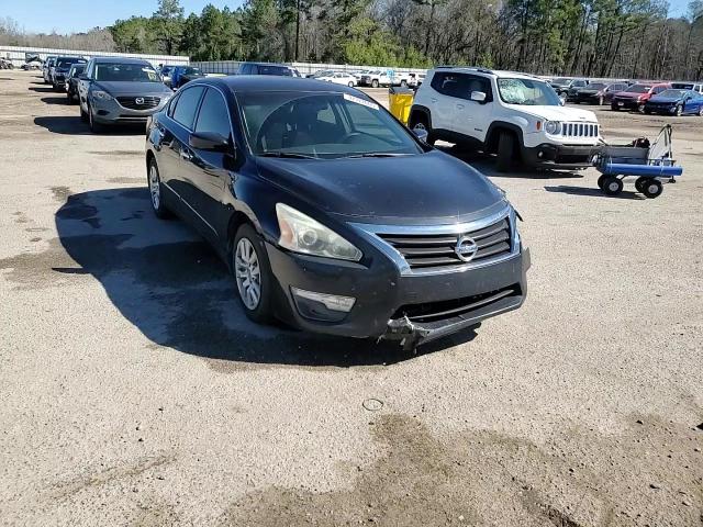 2013 Nissan Altima - Image 10