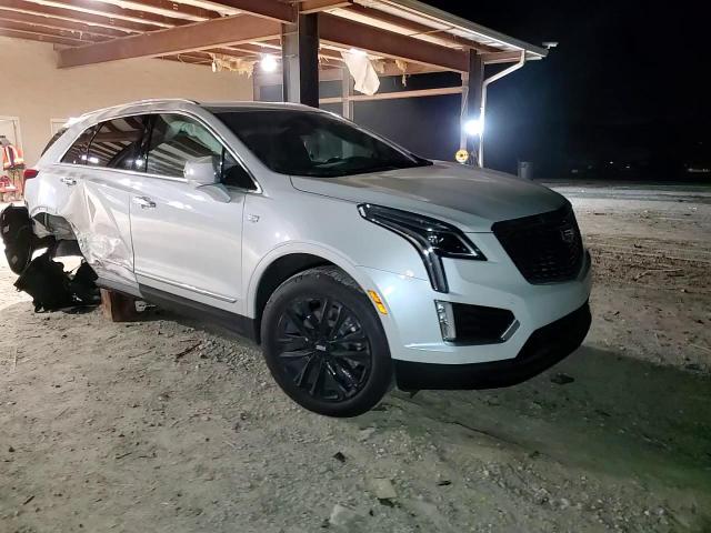 2022 Cadillac XT5 - Image 15
