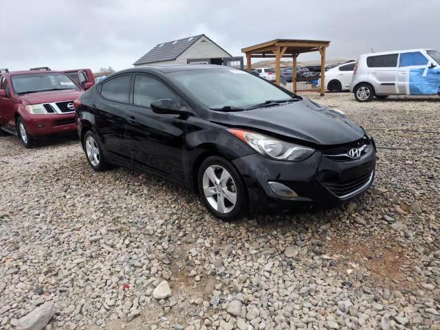 2013 Hyundai Elantra - Image 13