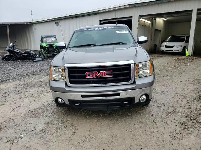 2013 GMC Sierra - Image 13