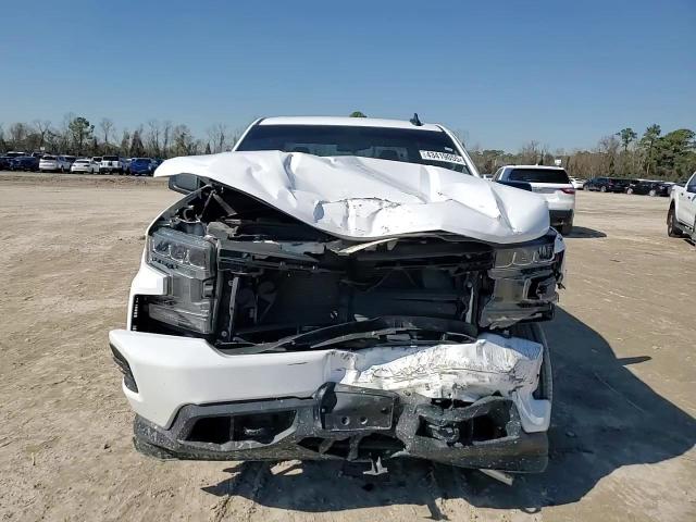2019 Chevrolet Silverado - Image 10