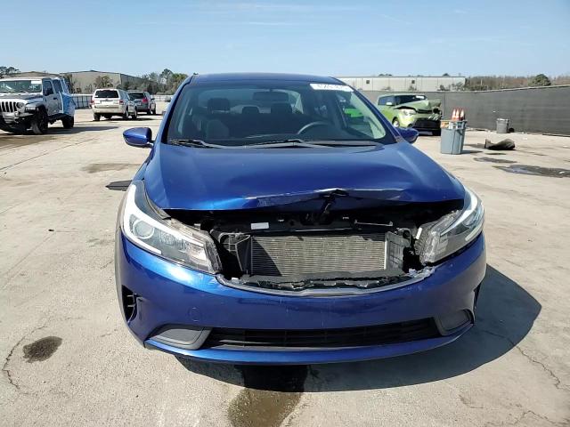 2017 Kia Forte - Image 14