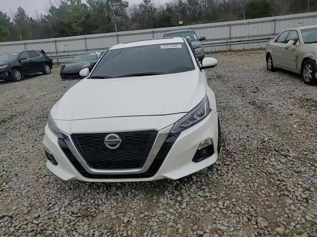2020 Nissan Altima - Image 10