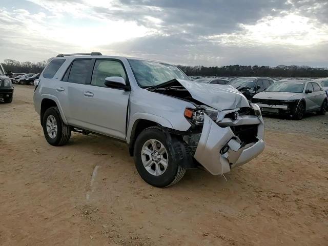 2019 Toyota 4Runner - Image 12