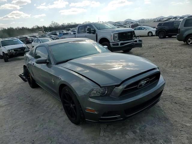 2013 Ford Mustang - Image 11