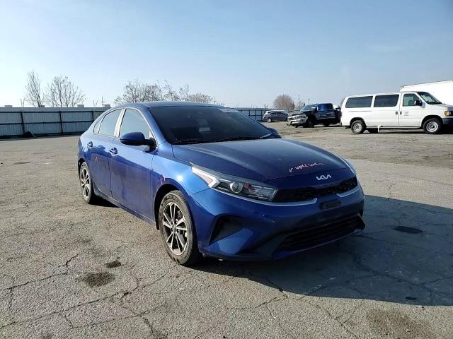 2022 Kia Forte - Image 10
