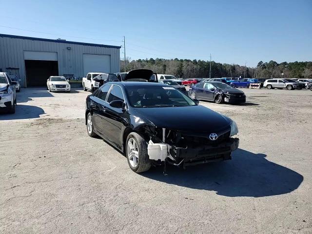 2014 Toyota Camry - Image 14