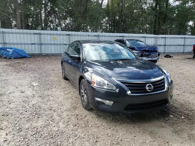 2015 Nissan Altima - Image 13