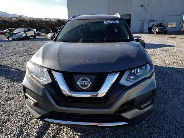 2017 Nissan Rogue - Image 11