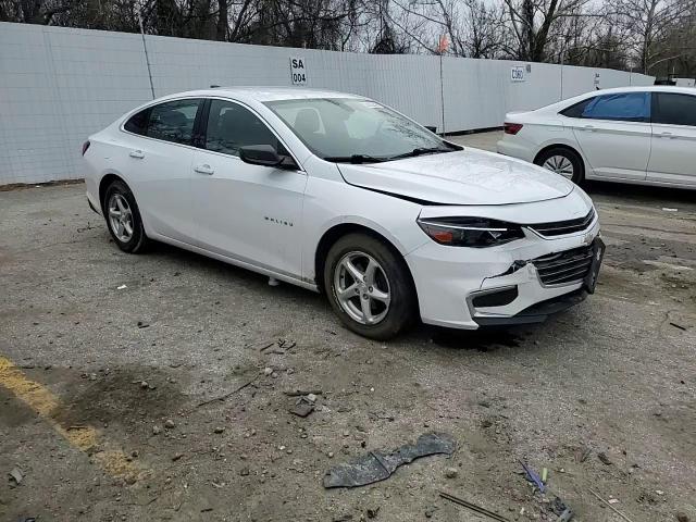 2017 Chevrolet Malibu - Image 10