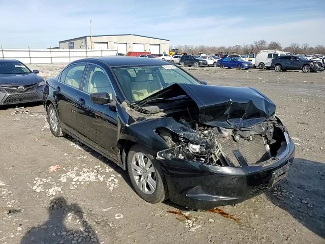 2010 Honda Accord - Image 11