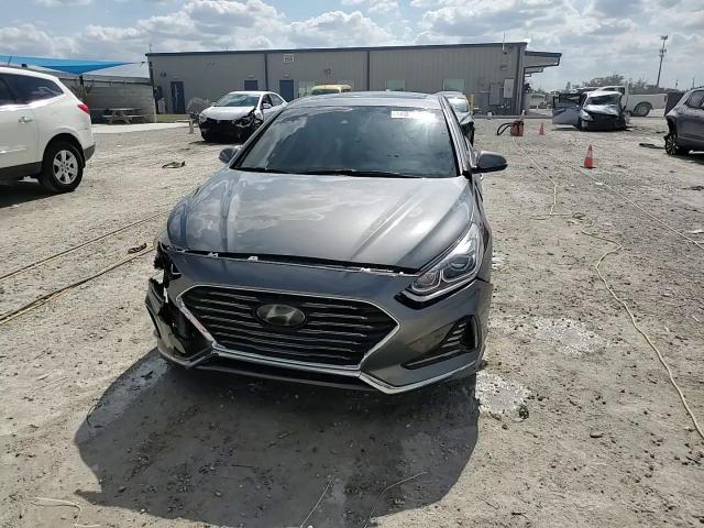 2018 Hyundai Sonata - Image 13