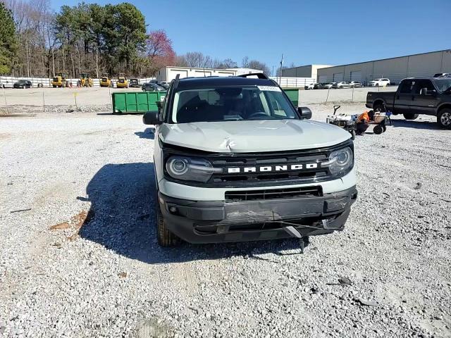 2021 Ford Bronco - Image 12