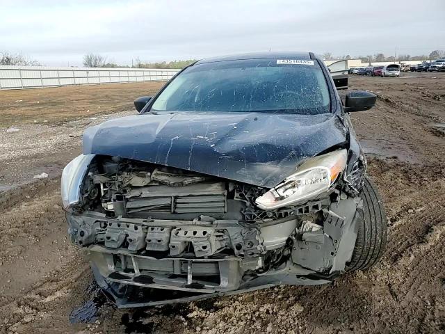 2015 Ford Focus - Image 11