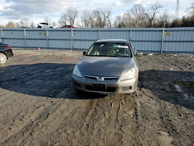 2007 Honda Accord - Image 10
