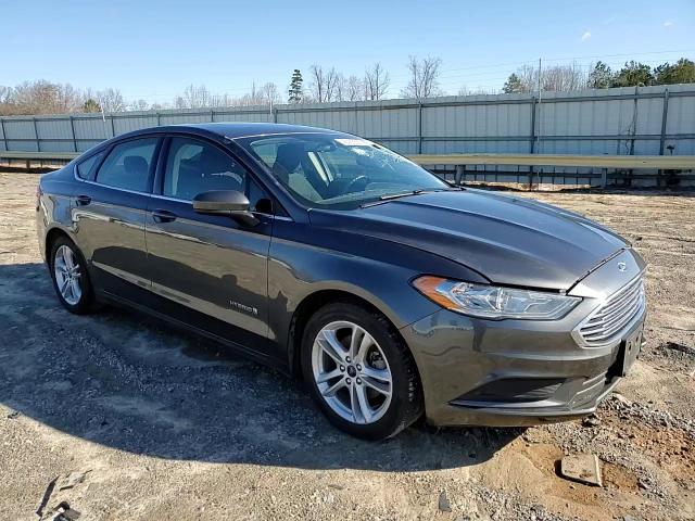 2018 Ford Fusion - Image 10