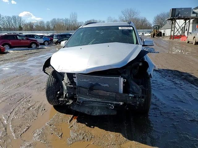 2010 Chevrolet Traverse - Image 12