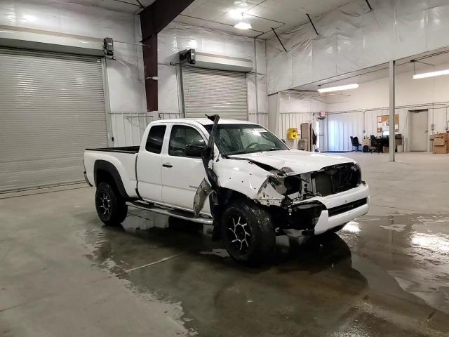 2006 Toyota Tacoma - Image 11