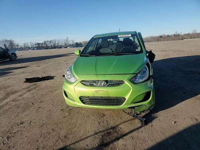 2014 Hyundai Accent - Image 11
