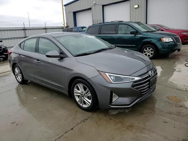 2020 Hyundai Elantra - Image 13