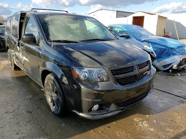 2019 Dodge Caravan - Image 14
