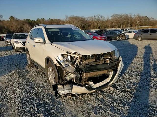 2017 Nissan Rogue - Image 14