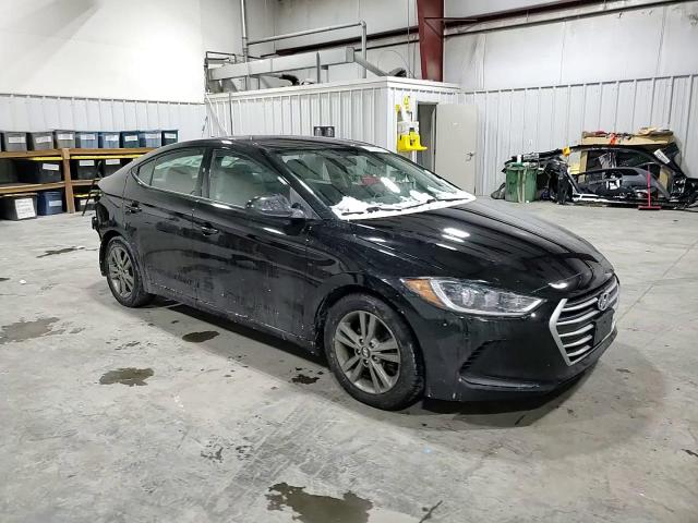 2018 Hyundai Elantra - Image 10