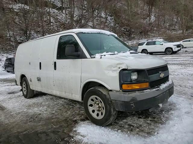 2010 Chevrolet Express - Image 11